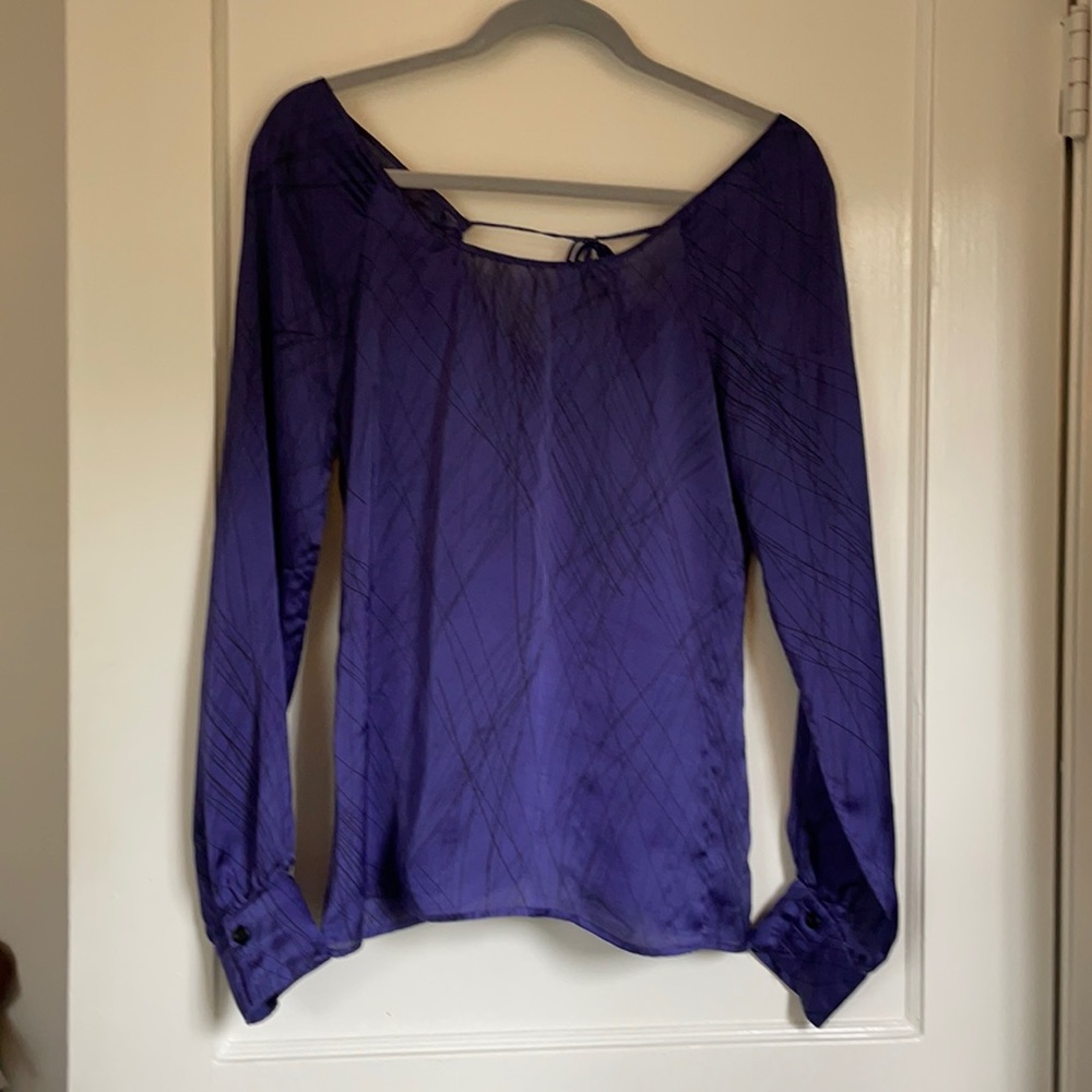 Satin scoop necked top that Ties in the back